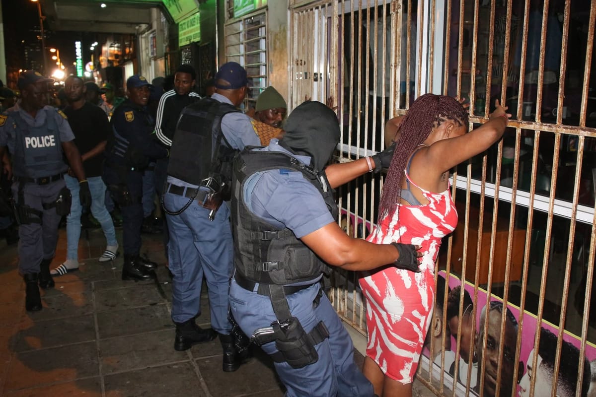 Durban Police crackdown in p+oint CBD